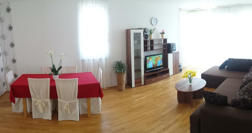 Apartment Kristijan Makarska Phòng bức ảnh