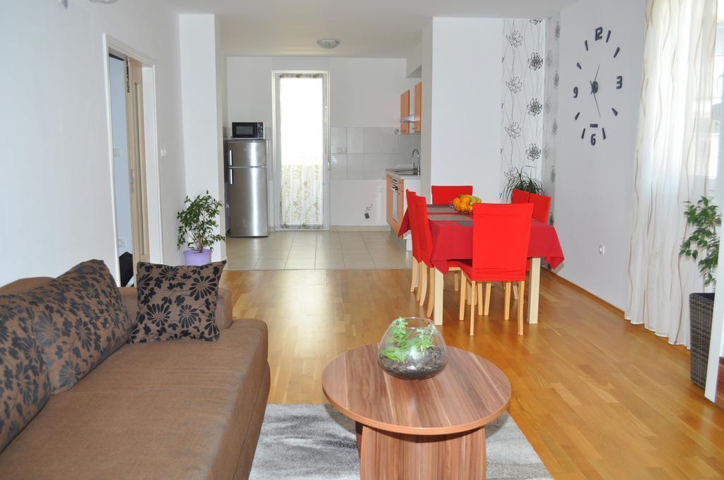 Apartment Kristijan Makarska Ngoại thất bức ảnh