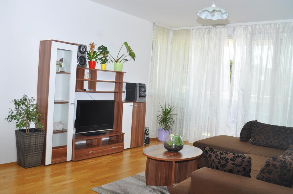 Apartment Kristijan Makarska Ngoại thất bức ảnh