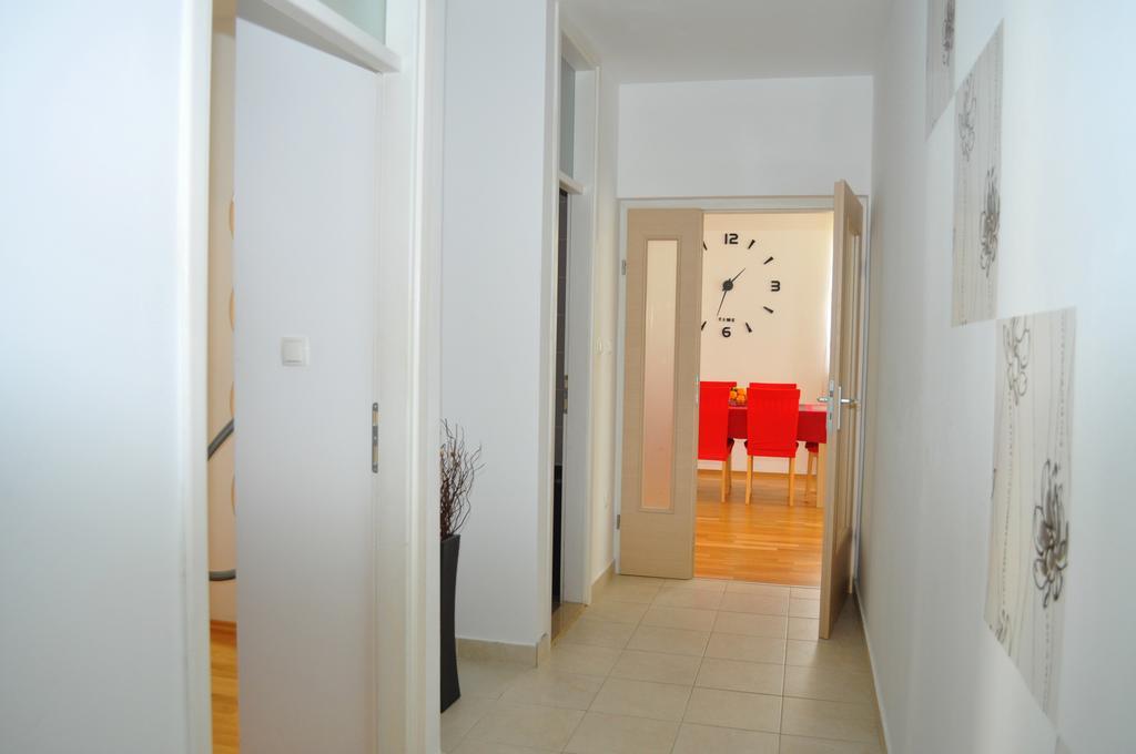 Apartment Kristijan Makarska Ngoại thất bức ảnh